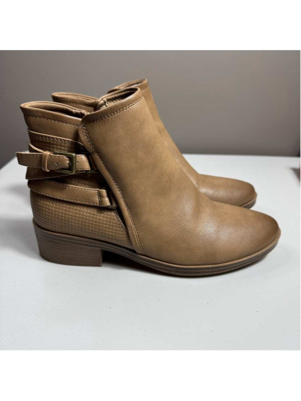 Bare Traps Mackenzie Boots Womens 7.5 Salted Caramel Ankle Zip Buckle western